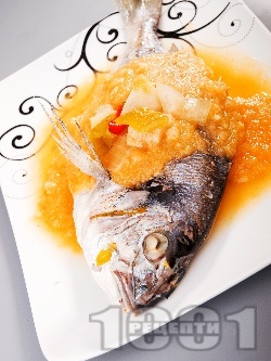 Задушена риба ципура със зеленчуков сос по италиански - снимка на рецептата